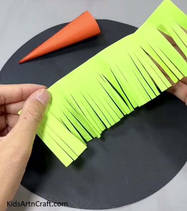 Making a Green Paper Fringe - Step-By-Step Directions to Make a Paper Carrot