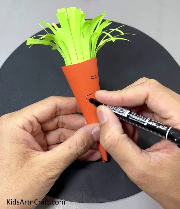 Drawing Details Of Carrot - Tutorial for How to Construct a Paper Carrot