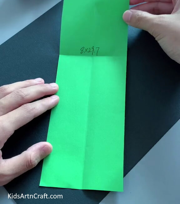Taking a Green Sheet - An entertaining way to create a paper toy craft that children can enjoy. 