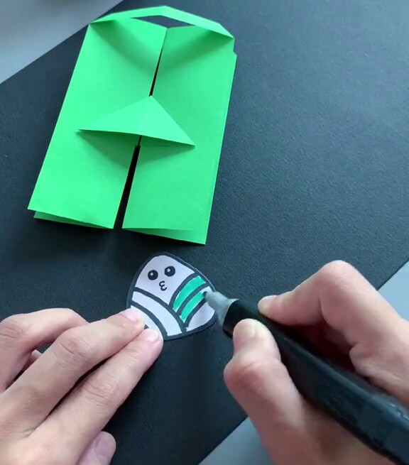 Making a Cute Potato Cartoon - Having a great time with the paper toy craft project for kids.