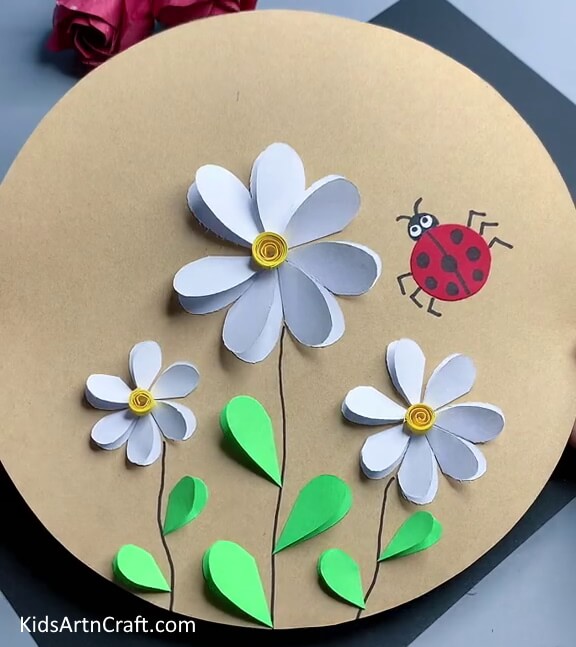 Your Flower Craft is Ready! - Crafting paper flowers with children