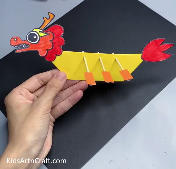 Paper Dragon Boat Craft is Ready! - A tutorial to craft a Dragon Boat made out of paper for kids 