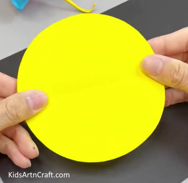 Cutting Out A Circle - Cute Paper Birds For Kids To Have Fun With