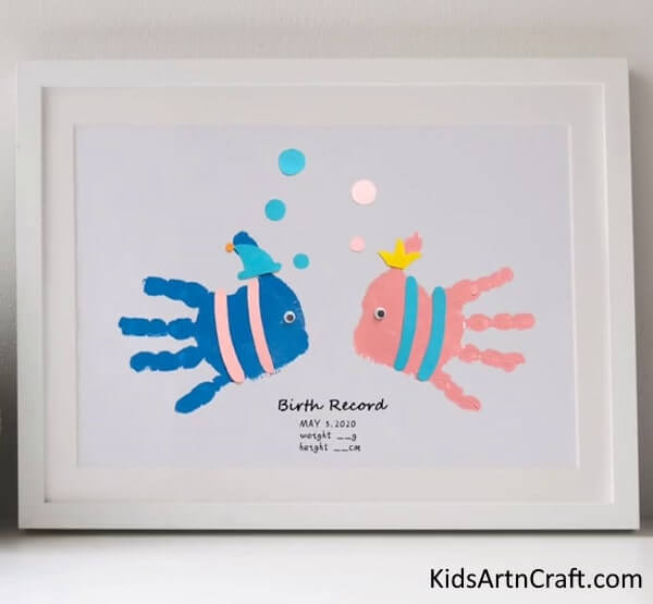 Amusing Artwork With Artistic Projects For Children - Handprinted Fishes Art