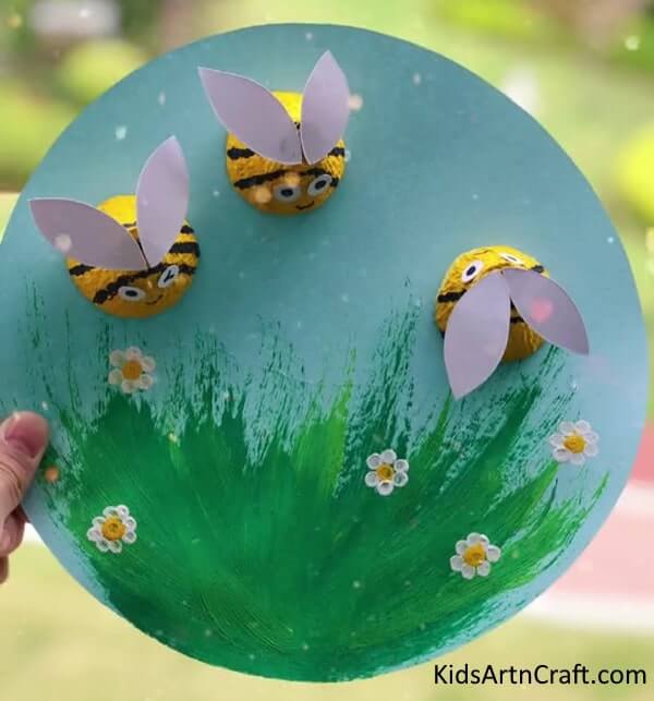 Honeybee Craft Idea Using Egg Carton For Kids Project - Colorful Arts and Crafts Ideas for Young Ones 