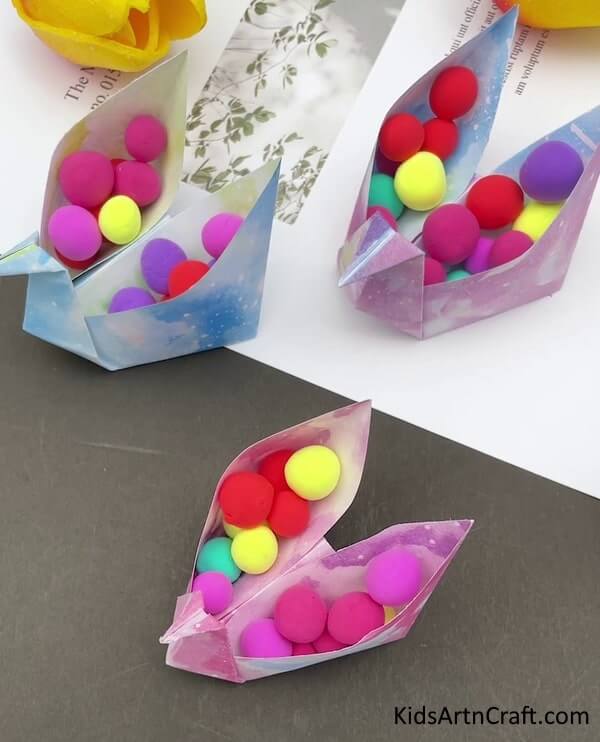 Origami Basket Boat For Candies - Crafting paper folding activities for kids.