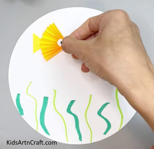 Pasting Fish's Eye - Design a Pretty Fish Using Paper With Your Kids In Your Home 