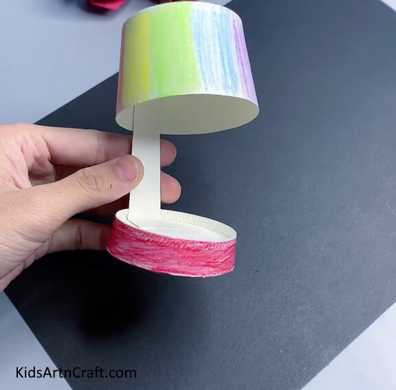 Your Paper Cup Lamp Is Ready! Crafting a table lamp from paper cups for kids.