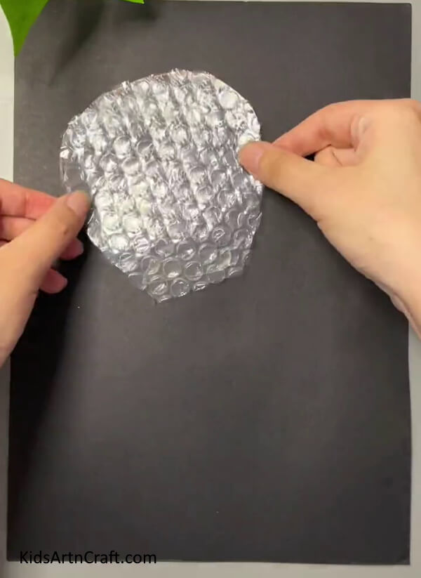 Pasting The Bubble Wrap- Building a Hot Air Balloon Out of Bubble Wrap For Kids