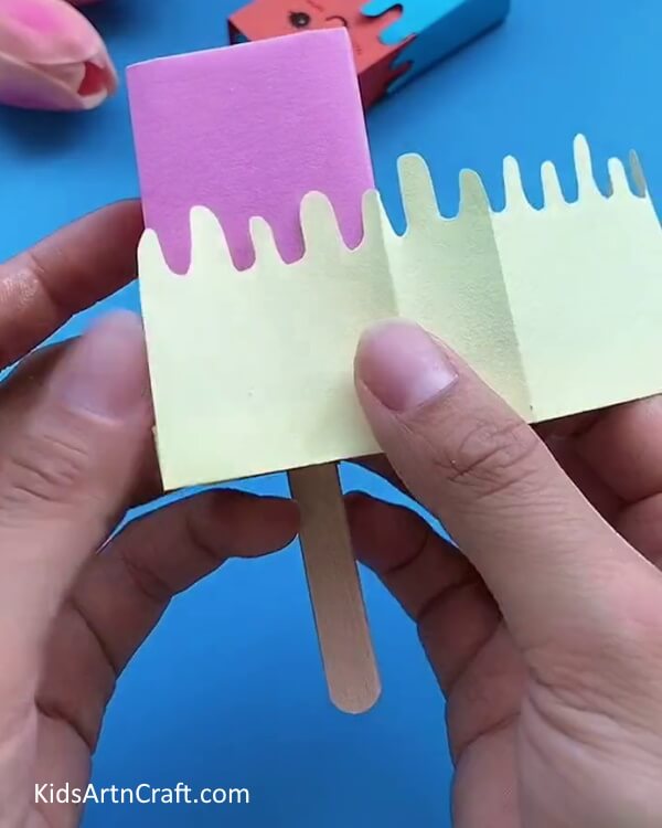  Stick The Cream Craft Paper On The Pink Craft Paper-A Detailed Guide For Kids To Make Ice Cream Box Crafts Quickly