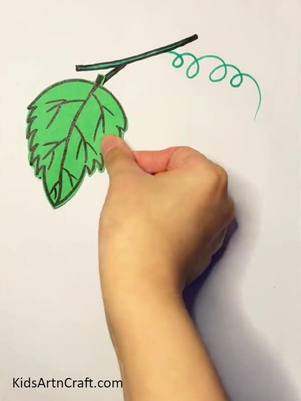 Pasting Green Paper Leaf- Incredible Paper Grape Art Plan For Newcomers 