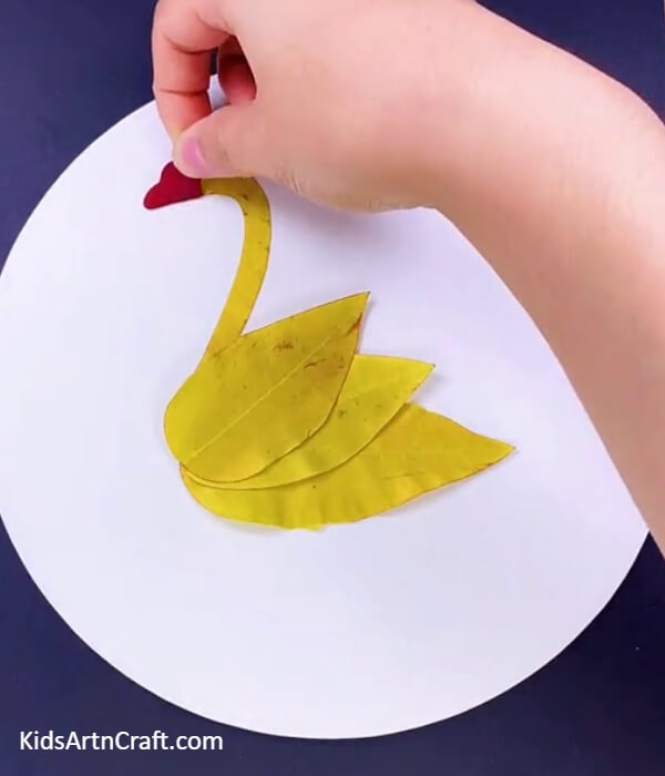 Making Swan's Beak and Eyes - Constructing a Swanky Swan Using Autumn Leaves