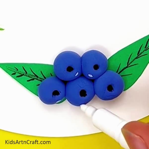 Give An Effect To Blue Balls With White Marker/sketch pen Working with Blueberry Clay-
