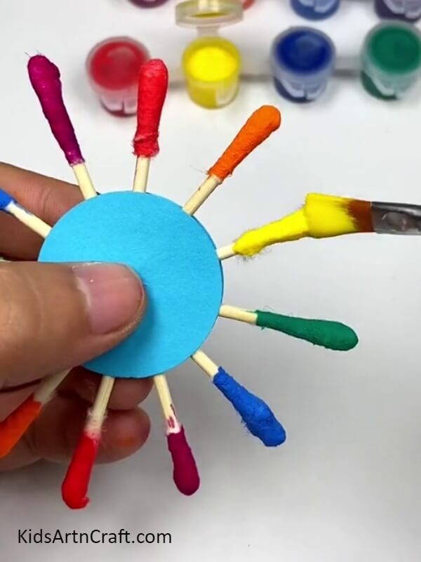 Painting The Cotton Over Earbuds - Tutorial for Making a Colorful Cotton Earbud Windmill - Perfect for First-Timers 