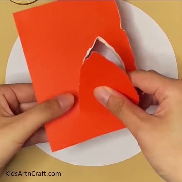 Tearnig Out Red Drop-Shaped Body - Step-by-step Instructions For Crafting Colorful Paper Chicks With Kids