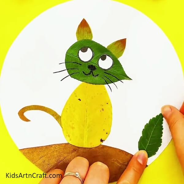 Add Detail on the Right Side- Helping Kids Draw a Cat with Leaves from the Fall Season 
