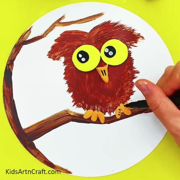 Completing The Feet-Artistic Owl Design Concept Suitable For Kids With Step-by-Step Guide