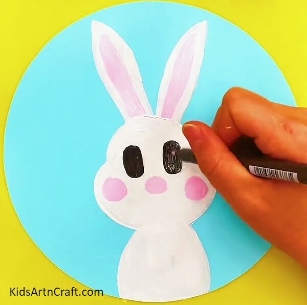 Making The Eyes - Learn How to Create a Sweet Bunny Artwork Using Paint For Small Children 