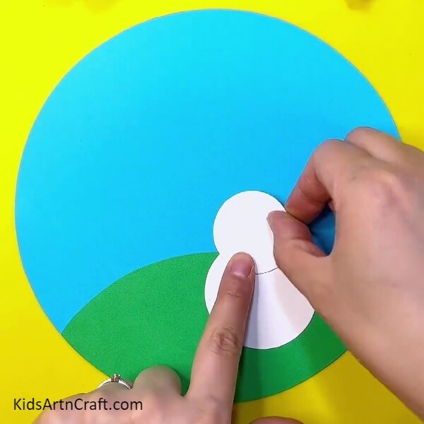Make another circle with scissors How to build a Bunny Landscape Craft from Paper 