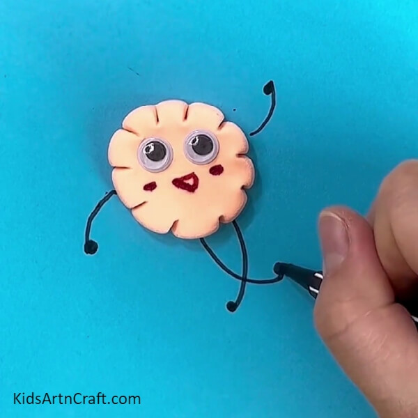 Drawing The Hands And Legs Of The Clay Monster- Tiny monsters created by clay crafting