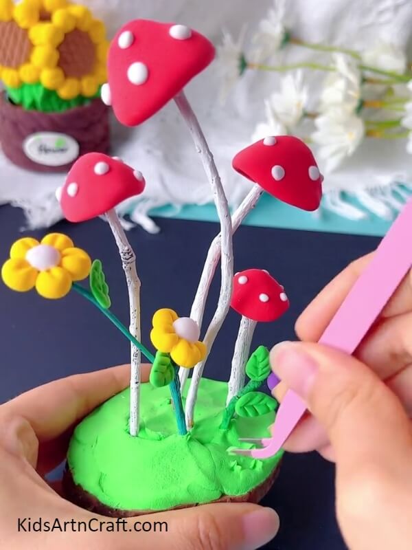 Tweeze The Top Of The Green Clay- Creative Mushroom Garden Ornament Project For Newcomers