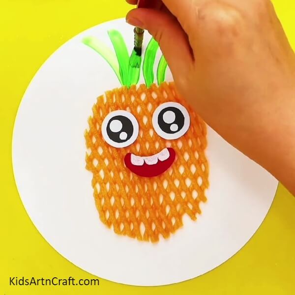 Painting The Green Crown-A Fun Idea for Kids: Making a Sweet Pineapple with Fruit Foam