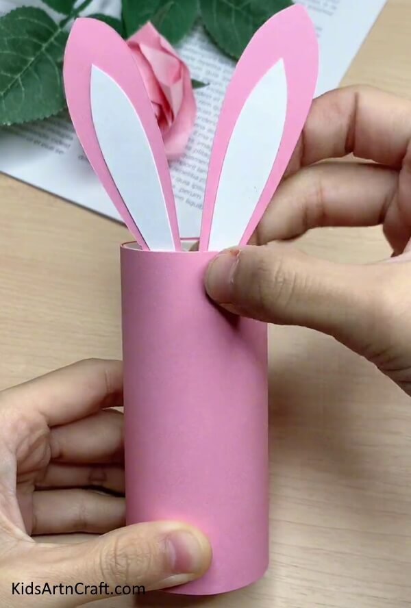 Sticking The Ears- Making Bunny Shapes from Cardboard Tubes - A Fun & Easy Project for the Young Ones 