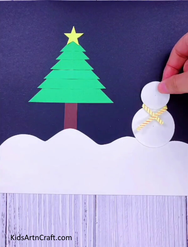 Paste another circular cutout over the previous one- Compose a Christmas Tree with your own apparatus for a gleeful decoration.