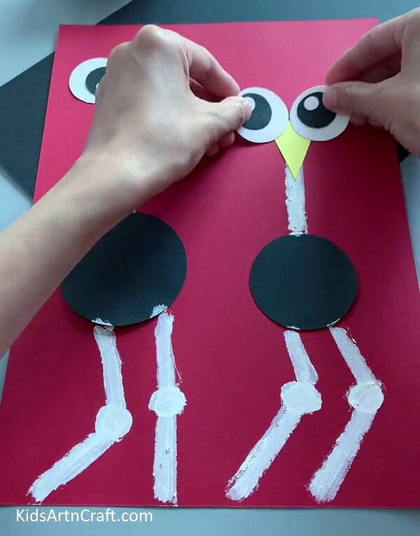 Completing The Eyes-Instructions for Children to Make an Ostrich Craft with Ease