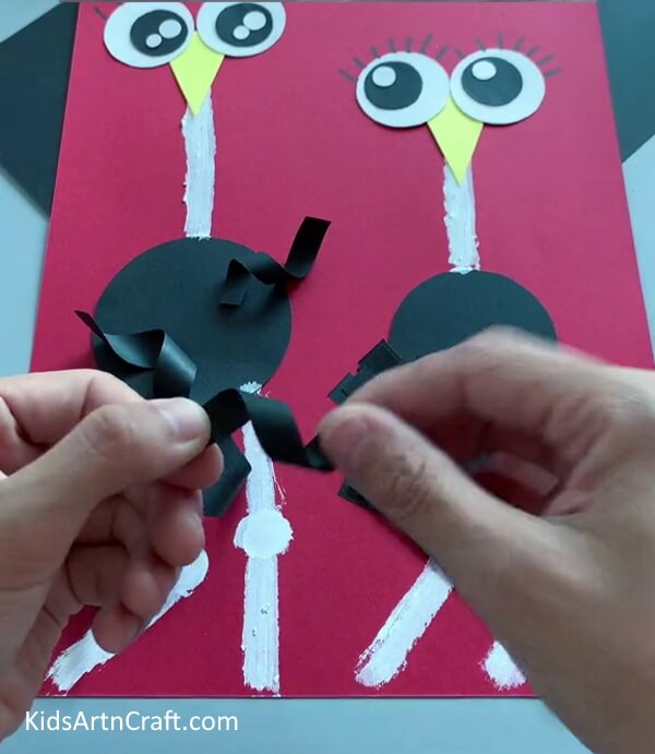Twisting The Strips-Tutorial on How to Make an Ostrich Craft with No Difficulty for Kids
