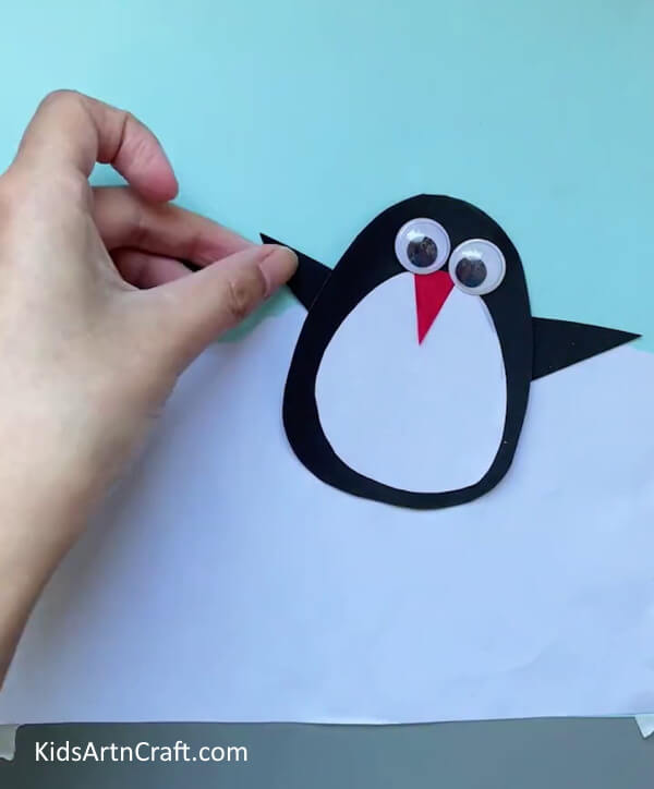 Make Two Flippers-A paper penguin craft is a simple project for preschoolers