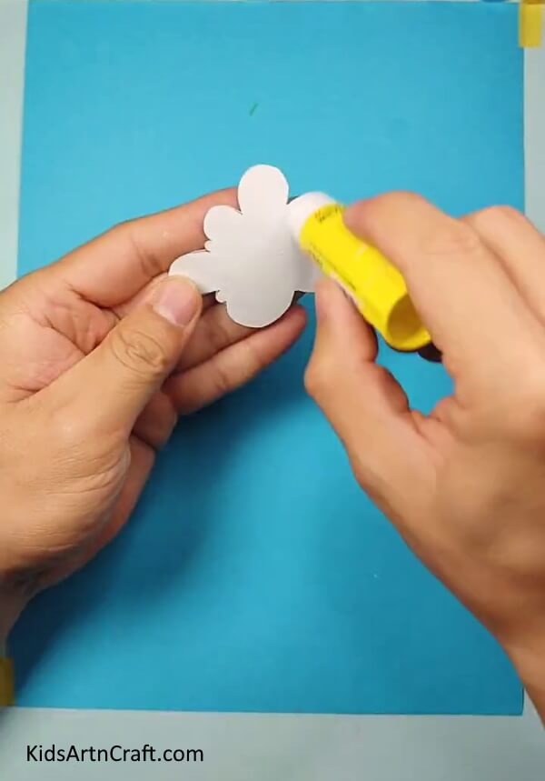 Pasting Cloud Cutout- Crafting Paper Bees for Children