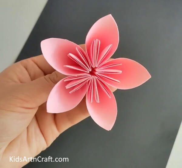 This Is The Final Look Of Your Kusudama Origami Flower- Instructions for Making a Kusudama Paper Flower Origami