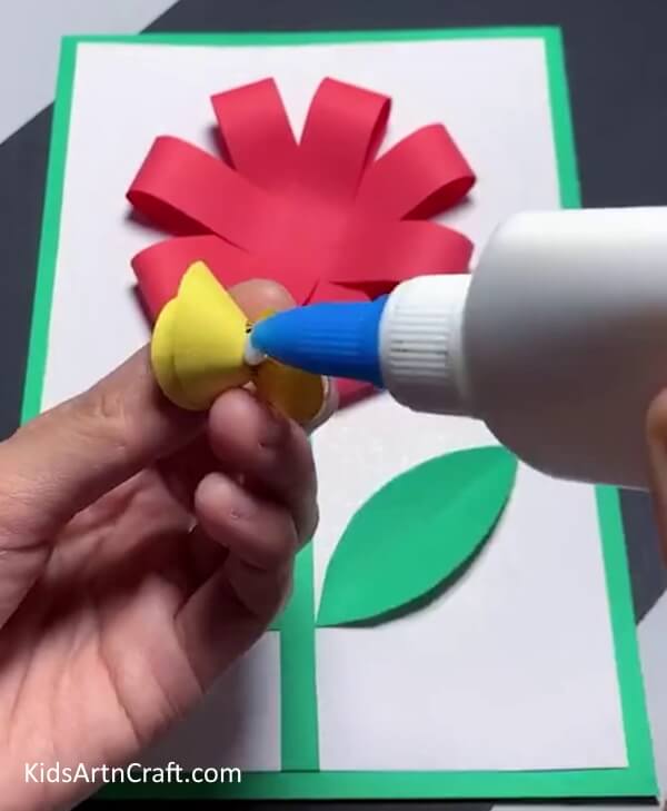 Applying Glue On Pollen- DIY Guide to Making a Paper Strips Flower