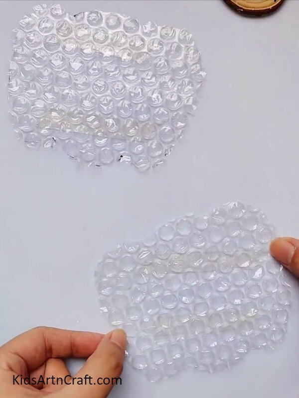 Making Pumpkin Shape-Create Adorable Bubble Wrap Monsters Easily With This Guide For Kids