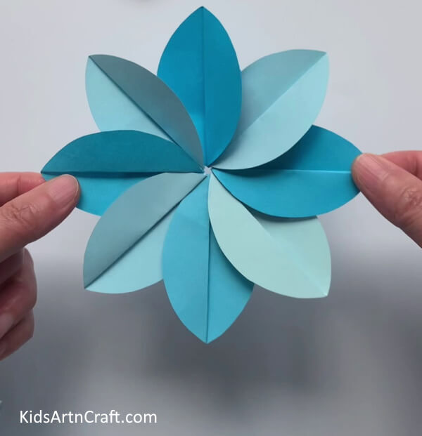 Getting The Complete Flower -Employing craft paper to create flowers for kids