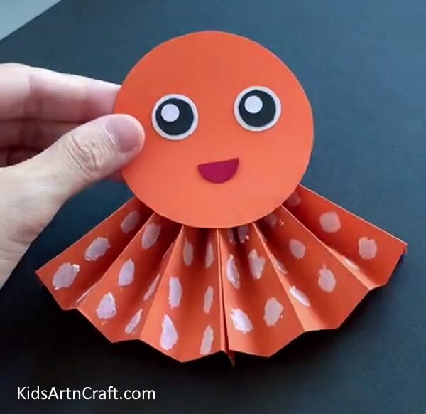 Lovely Octopus Craft for Children Using Paper
