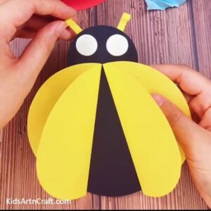 Easy To Learn Ladybug Craft Tutorial For Kindergartners - Kids Art & Craft