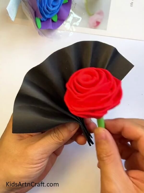 Adjust The Rose In The Sheet-A fun and simple Clay Rose Bouquet craft suitable for children