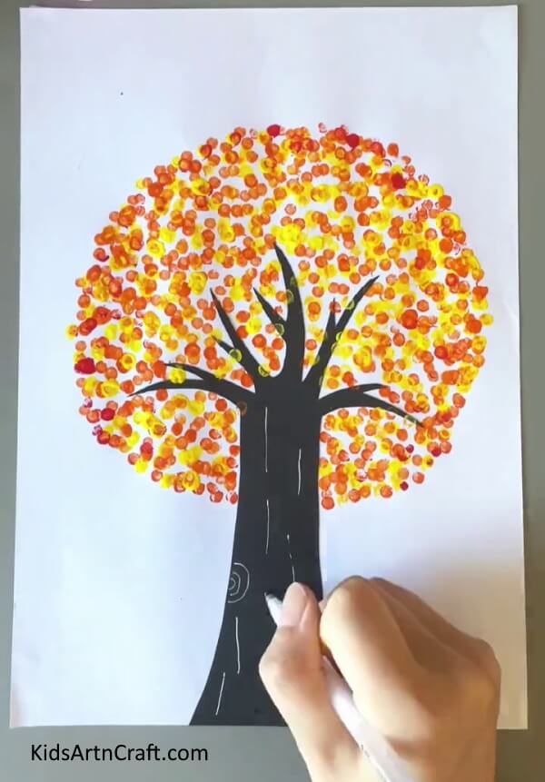 Detailing The Trunk-Easy tree art with earbuds for kids