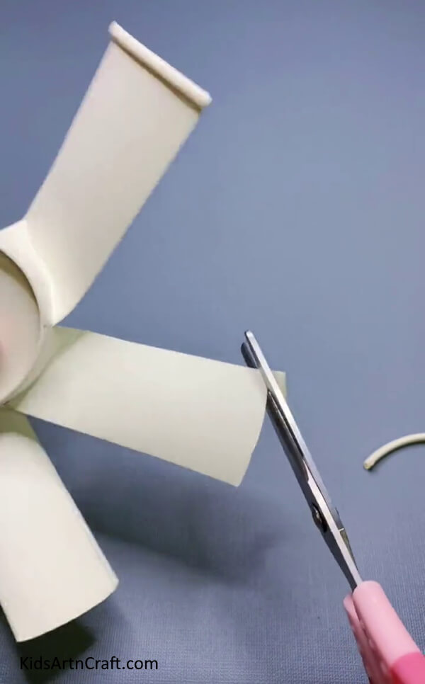 Cut The Brim Part Of Each Line-Assemble a Windmill Fan Toy With a Paper Cup For Kids