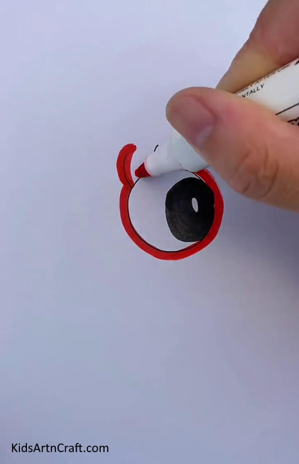 Trace The Outline With a Red Marker/Sketch Pen-Crafting Fun Toys from Recycled Supplies – A Tutorial for Kids