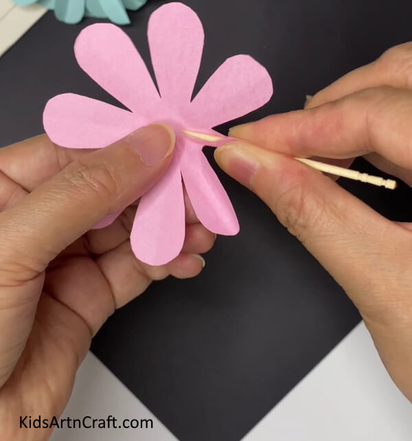 Rolling The Flower Petals With A Toothpick - DIY Home Decoration With Paper Flowers