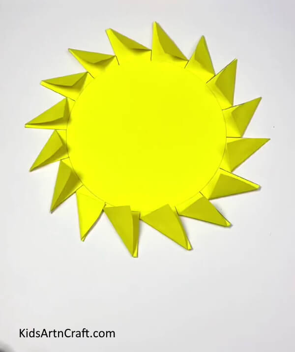 Making Fold Of Sun-Guide to assembling a paper sun toy that youngsters can blow