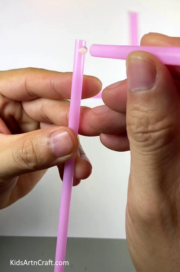 Starting With The Pink Straws- Creating a Cart Using Plastic Straws - A Simple Guide 
