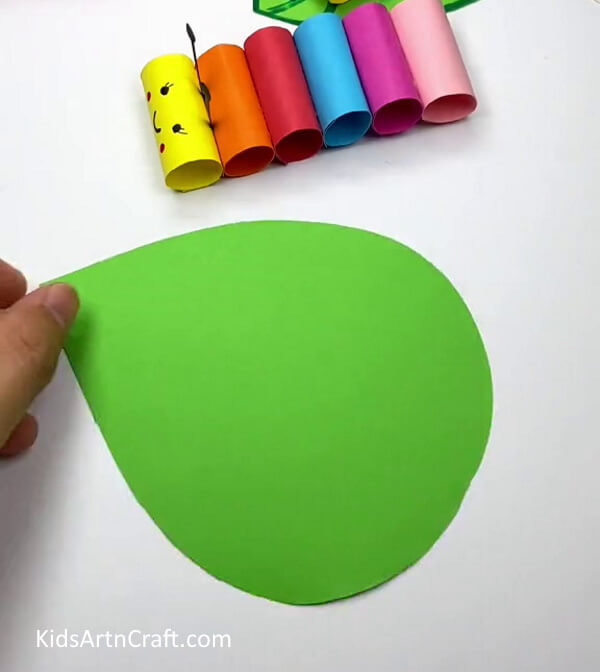 Let's make Leaf for the Caterpillar - Crafting a Colorful Paper Caterpillar On a Vegetation