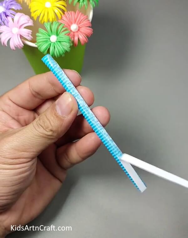 Taking Off The Glue Strip Cover- Forming Drinking Straw Bouquets for minors