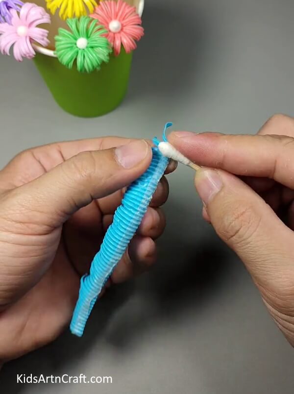 Attaching The Earbud To The Petals-Formulating Straw Flora for kids
