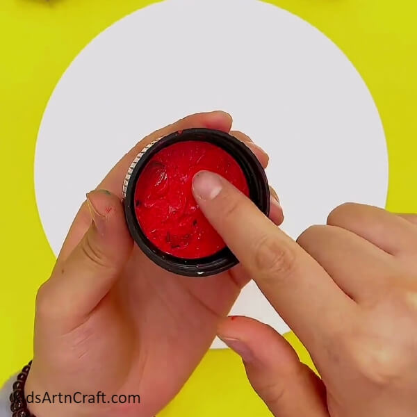 Creating Finger Impression Watermelon Painting-Creating Fingerprint Watermelon Artwork For Kids