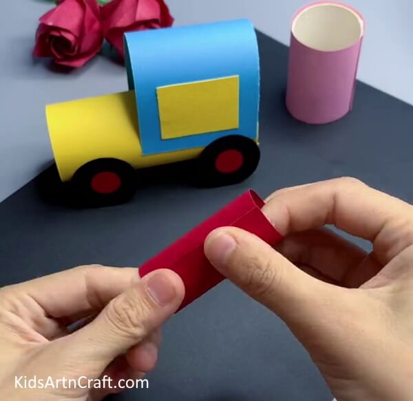 Rolling A Red Paper - Crafting a paper train, a great activity for kids